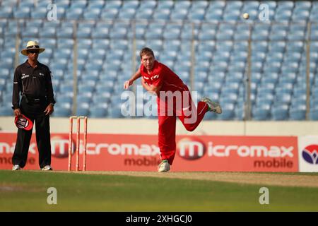 Bangladesch-Simbabwe erstes One Day Inter National (ODI) Match von fünf Spielserien im Sher-e-Bangla National Cricket Stadium in Mirpur, Dhaka, Banglade Stockfoto