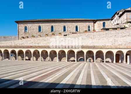 Assisi, Provinz Perugia, Italien, italienische gotische Architektur der Basilika Papale di San Francesco, nur Editorial. Stockfoto