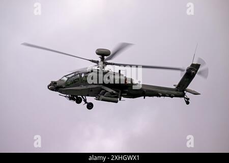 Royal Netherlands Air Force Helicopters in Aktion, während der Operation TAC Blaze 2024 bei der RAF Spadeadam Stockfoto