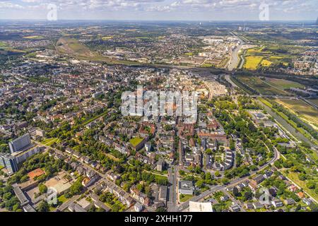 Luftbild, Stadtübersicht mit evang. Pauluskirche und Allee-Center, Ostenallee, hinten der Hafen und Datteln-Hamm-Kanal, Mitte, Hamm, Ruhrgebiet, Nordrhein-Westfalen, Deutschland ACHTUNGxMINDESTHONORARx60xEURO *** Luftansicht, Stadtübersicht mit evang Pauluskirche und Allee Center, Ostenallee, hinter Hafen und Datteln Hamm Kanal, Zentrum, Hamm, Ruhrgebiet, Nordrhein-Westfalen, Deutschland ACHTUNGxMINDESTHONORARx60xEURO Stockfoto
