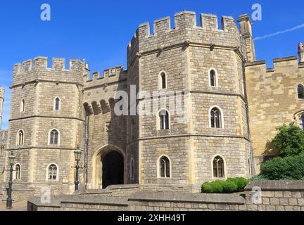 Blick auf das Tor von König Heinrich VIII. Auf Schloss Windsor Stockfoto