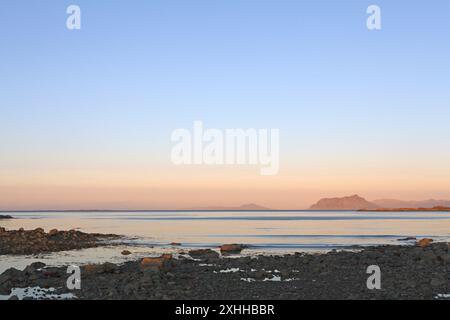 Fjorde von Westnorwegen außerhalb von Aalesund Stockfoto