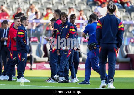 Berlin, Deutschland. Juli 2024. Spanien-Stürmer Lamine Yamal Barcelona vor dem Finale der UEFA Euro 2024 Spanien gegen England am 14. Juli 2024 im Olympiastadion-Stadion in Berlin Credit: Every Second Media/Alamy Live News Stockfoto