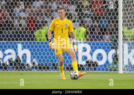 Berlin, Deutschland. Juli 2024. England Torhüter Jordan Pickford beim Finale der UEFA Euro 2024 Spanien gegen England am 14. Juli 2024 im Olympiastadion in Berlin Credit: Every Second Media/Alamy Live News Stockfoto