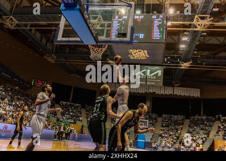 Santiago, Spanien. Oktober 2023. Ein Moment während der regulären Runde in der ACB Endesa League zwischen Monbus Obradoiro und Surne Bilbao. Xan Gasalla/Alamy News Stockfoto