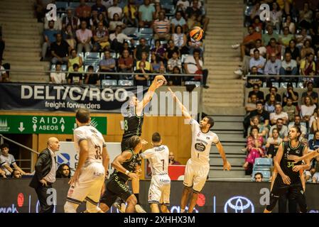 Santiago, Spanien. Oktober 2023. Ein Moment während der regulären Runde in der ACB Endesa League zwischen Monbus Obradoiro und Surne Bilbao. Xan Gasalla/Alamy News Stockfoto