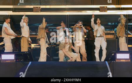 NUR Stray Kids, die auf der Bühne im BST Hyde Park in London auftreten. Bilddatum: Sonntag, 14. Juli 2024. Stockfoto