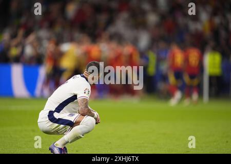 Berlino, Deutschland. Juli 2024. Der Spanier Mikel Oyarzabal erzielt das zweite Tor seiner Mannschaft und feiert während eines Endspiels zwischen Spanien und England beim Fußball-EM 2024 in Berlin im Olympiastadion, Deutschland, Sonntag, 14. Juli 2024.Sport - Fußball. (Foto: Fabio Ferrari/LaPresse) Credit: LaPresse/Alamy Live News Stockfoto