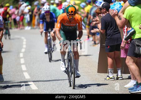 Boutx, Frankreich, 14. Juli 2024: Team Jayco Alula Radfahrer Michael Matthews (26) während der 15. Etappe der Tour de France 2024 zwischen Loudenvielle und Plateau de Beille am 14. Juli 2024 in Boutx, Frankreich. Quelle: Alberto Brevers / Alamy Live News. Stockfoto