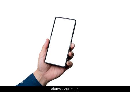 Nahaufnahme der Hand des Mannes, der das Smartphone auf weißem Hintergrund hält, zugeschnittene Hand mit Smartphone auf weißem Hintergrund – Stockfoto. Mobiltelefon in der Hand mit Stockfoto