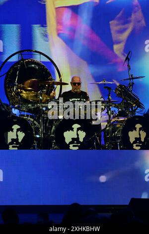 West Palm Beach, USA. Juli 2024. WEST PALM BEACH, FLORIDA - 13. JULI: Schlagzeuger Jason Bonham tritt live auf der Bühne während der Eröffnungsnacht der „Best of All Worlds Tour“ im Ithink Financial Amphitheatre am 13. Juli 2024 in West Palm Beach, Florida auf. (Foto: JL/SIPA USA) Credit: SIPA USA/Alamy Live News Stockfoto