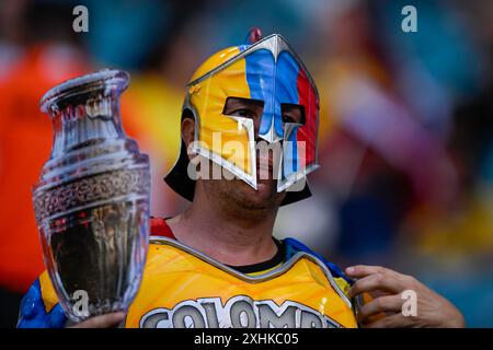 Miami Gardens, Usa. Juli 2024. MIAMI GARDENS, USA - 15. JULI: Fans und Unterstützer Kolumbiens beim CONMEBOL Copa America USA 2024 Spiel zwischen Argentinien und Kolumbien im Hard Rock Stadium am 15. Juli 2024 in Miami Gardens, USA. (Foto: Pablo Morano/BSR Agency) Credit: BSR Agency/Alamy Live News Stockfoto