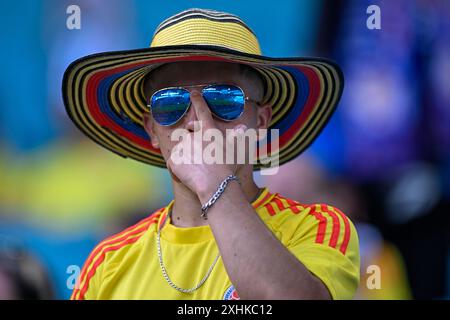 Miami Gardens, Usa. Juli 2024. MIAMI GARDENS, USA - 15. JULI: Fans und Unterstützer Kolumbiens beim CONMEBOL Copa America USA 2024 Spiel zwischen Argentinien und Kolumbien im Hard Rock Stadium am 15. Juli 2024 in Miami Gardens, USA. (Foto: Pablo Morano/BSR Agency) Credit: BSR Agency/Alamy Live News Stockfoto