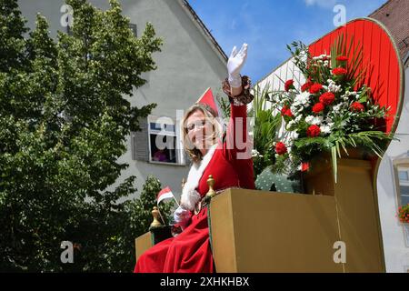 Rottenburg großer Umzug, 750 Jahre Rottenburg, 14.07.2024, *** Rottenburg Grosse Parade, 750 Jahre Rottenburg, 14 07 2024, Copyright: XEibner-Pressefoto/RalphxKunzex EP RKE Stockfoto