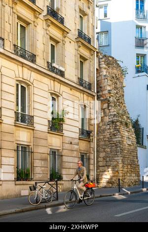 Frankreich, Paris, Überbleibsel der Einfriedungsmauer von Philippe Auguste, Clovis Straße Stockfoto