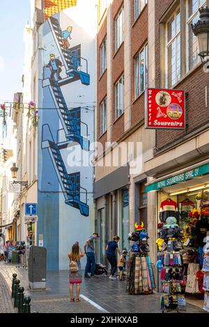 Belgien, Brüssel, Wand gemalt mit Comic, Tintin von Hergé, 37 Rue de l'Etuve Stockfoto