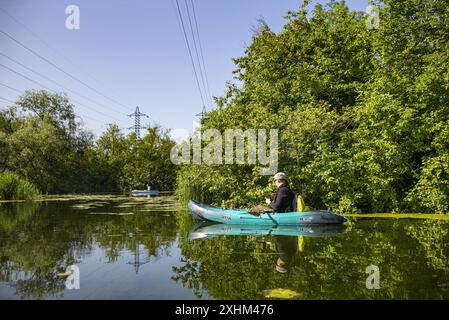 Frankreich, Bas Rhin, Strabourg, Naturschutzgebiet Rohrschollen, Inventarisierung der Wasserbohrmaschine im Brunnwasser Stockfoto