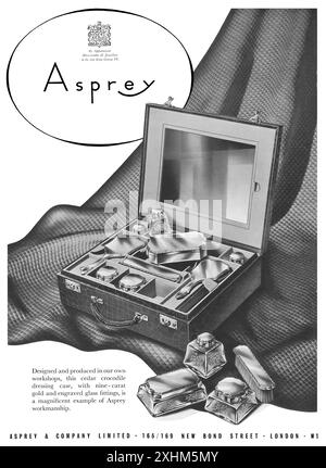 1953 britische Werbung für einen Asprey-Verbandskoffer. Stockfoto