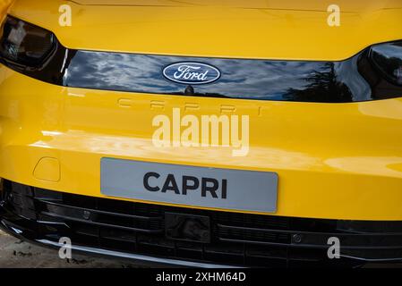 Ford Capri EV Elektro-SUV auf dem Goodwood Festival of Speed 2024 Motorsport Event in West Sussex, Großbritannien Stockfoto