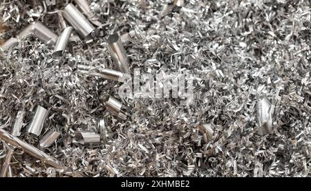 Metall, Werkstoff, Metallspäne, Stahlschrott aus Edelstahl Stockfoto