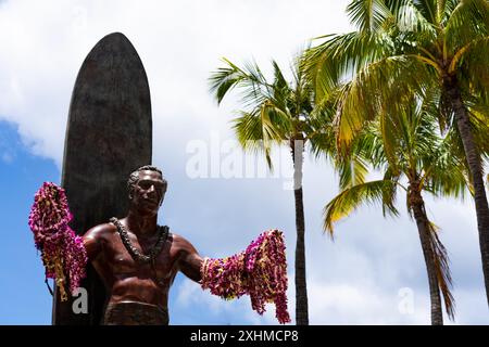 Duke Paoa Kahanamoku Statue am Waikiki Beach Stockfoto