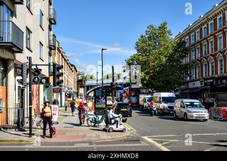 Kilburn High Road, Borough of Brent, London, England, Großbritannien Stockfoto