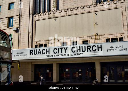 Kilburn High Road, Borough of Brent, London, England, Großbritannien Stockfoto