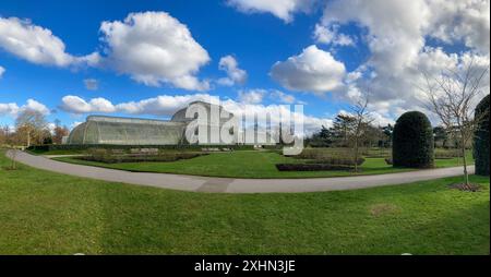 Kew Gardens, The Palm House, London, Großbritannien Stockfoto