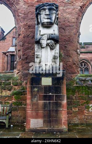 Jacob Epsteins Statue Ecce Homo Coventry Kathedrale England Stockfoto