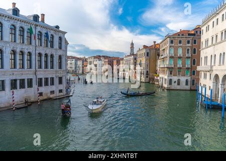 Venedig, Italien - 03. Juni 2024: Blick auf den Canal grande. Stockfoto