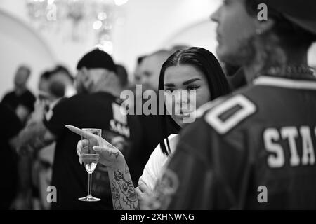 Frau auf der Tattoo Convention in Malmö Schweden am 11. november 2023. Stockfoto