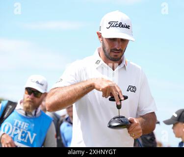 Troon, South Ayrshire, Schottland. 15. Juli 2024; Royal Troon Golf Club, Troon, South Ayrshire, Schottland; Open Championship Practice Day; Max Homa passt seinen Fahrer an Credit: Action Plus Sports Images/Alamy Live News Stockfoto