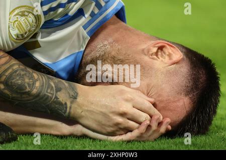 Argentinas Stürmer Lionel Messi gestubt in Schmerz während des Copa America USA 2024 Endspiels zwischen Argentinien und Kolumbien im Hard Rock Stadium, am 14. Juli 2024 MIAMI UNITED STATES Copyright: XALEJANDROxPAGNIx Stockfoto