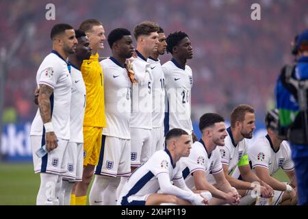 Berlin am Sonntag, 14. Juli 2024. Das englische Team vor dem Finale der UEFA-Europameisterschaft zwischen Spanien und England im Olympiastadion in Berlin am Sonntag, den 14. Juli 2024. (Foto: Pat Scaasi | MI News) Credit: MI News & Sport /Alamy Live News Stockfoto