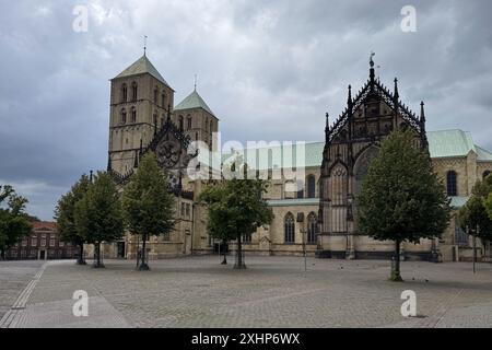 Mittelalterlicher Münster oder St.-Paulus-Dom in Münster, Deutschland Stockfoto