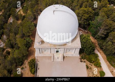 Frankreich, Alpes-Maritimes, Nizza, Mont Gros, das Observatorium, das vom Architekten Charles Garnier entworfen wurde, die Bischoffsheim-Kuppel wurde vom Ingenieur G hergestellt Stockfoto