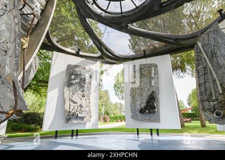 Frankreich, Var, Le Muy, Bernar Venet Foundation, das Innere der Frank Stella Kapelle im Park der Bernar Venet Foundation, die sechs Tafeln (450 x 25 mm Stockfoto