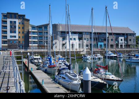 Victoria Dock, ein Yachthafen in Caernarfon, Nordwales Stockfoto