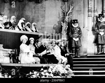 22 Giugno 1965 Londra Archivio Storico Olycom/LaPresse Margaret, contessa di Snowdon (Margarete Rose; Glamis, 21 agosto 1930 - Londra, 9 febbraio 2002), è stata una principessa britannica, seconda figlia di re Giorgio VI del Regno Unito e di Elizabeth Bowes-Lyon, Nel 1952, anno dell'ascesa al trono di sua sorella, divenne potenziale reggente al trono del Regno Unito fino al compimento della maggiore età di suo nipote Carlo nel 1969, qualora la regina fosse Morta o avesse abdicato durante la minore età dell'erede al trono. N Stockfoto