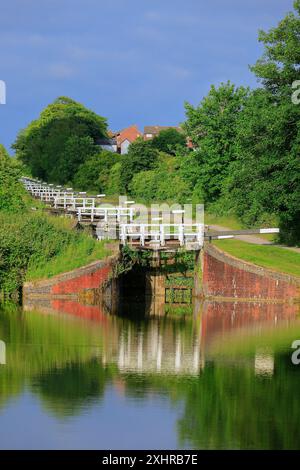 Caen Hill Schleusen, Kennett & Avon Kanal bei Devizes. Vom Juli 2024. Sommer. Stockfoto