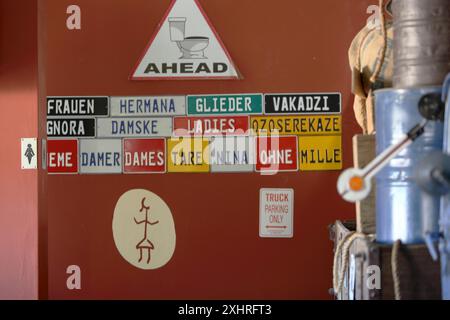 Wegweiser, Campingplatz am Fish River Canyon, Namibia Stockfoto