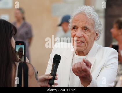 Taormina, Italien. Juli 2024. Abel Ferrara besucht am 15. Juli 2024 das 70. Taormina Film Festival in Taormina, Italien. (Foto: Gabriele Maricchiolo/NurPhoto) Credit: NurPhoto SRL/Alamy Live News Stockfoto