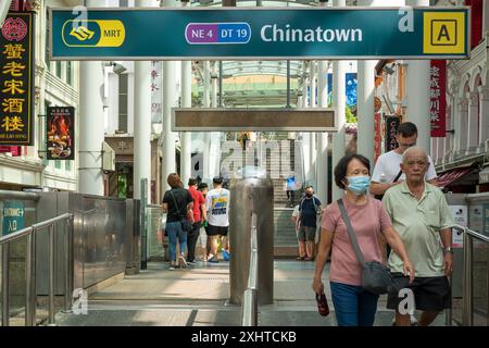 Singapur - 29. Mai 2024: Eintritt zur MRT-Station Chinatown, Singapur. Stockfoto