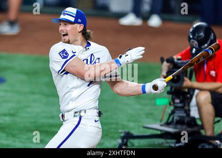 Arlington, Usa. Juli 2024. Der Shortstop Bobby Witt Jr. (7) von Kansas City Royals tritt am Montag, den 15. Juli 2024, beim Home Run Derby an, der zum All Star Game im Globe Life Field in Arlington, Texas führt. Foto: Matt Pearce/UPI Credit: UPI/Alamy Live News Stockfoto