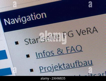 München, Deutschland. Juni 2024. Eine Testversion der umstrittenen Polizeisoftware „Vera“ ist auf einem Bildschirm im Bayerischen Landeskriminalamt (LKA) zu sehen. Quelle: Peter Kneffel/dpa/Alamy Live News Stockfoto