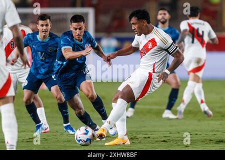 LIMA, PERU - 7. JUNI: Renato Tapia von Peru während des Spiels Peru gegen Paraguay im Estadio Monumental. (Foto: Martín Fonseca) Stockfoto