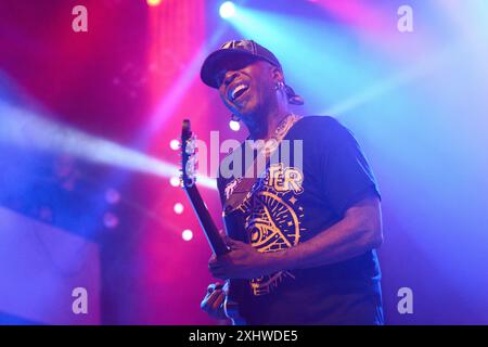 Prag, Tschechische Republik. Juli 2024. Gitarrist Vernon Reid von der amerikanischen Musikband Living Colour tritt am 15. Juli 2024 in der Lucerna Music Bar in Prag auf. Quelle: Michal Kamaryt/CTK Photo/Alamy Live News Stockfoto