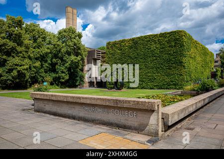 Churchill College Cambridge - Eintritt zum College-Campus. Die ersten Studenten, die im Jahre 1958 gegründet wurden, kamen im Jahre 1960 an. Architekt Sheppard Robson Stockfoto