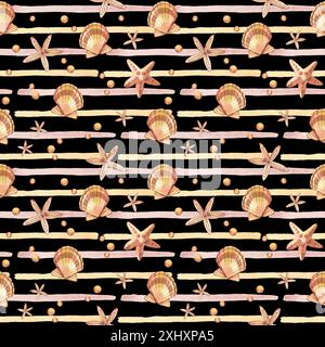 Nahtloses Muster. Muscheln, Seesterne, Perlen, handbemalt in Aquarell, Aquarellstreifen und Flecken. Aquarellabbildung. Geeignet zum Drucken Stockfoto