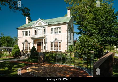 Simsbury Free Library & Martin Luther King Jr. in Connecticut Memorial   Simsbury, Connecticut, USA Stockfoto